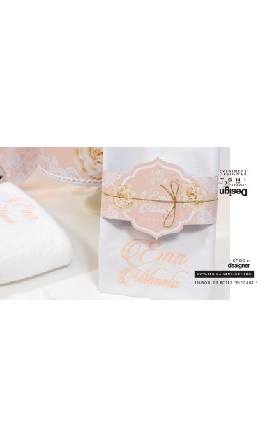 Trusou de botez clasic brodat cumotive dantela in culoarea piersicii, Elegant Peach 14